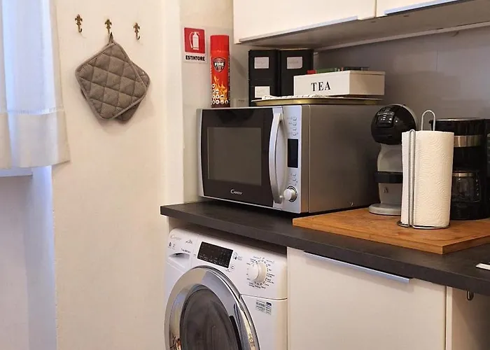 Renovated Central Appartamento *